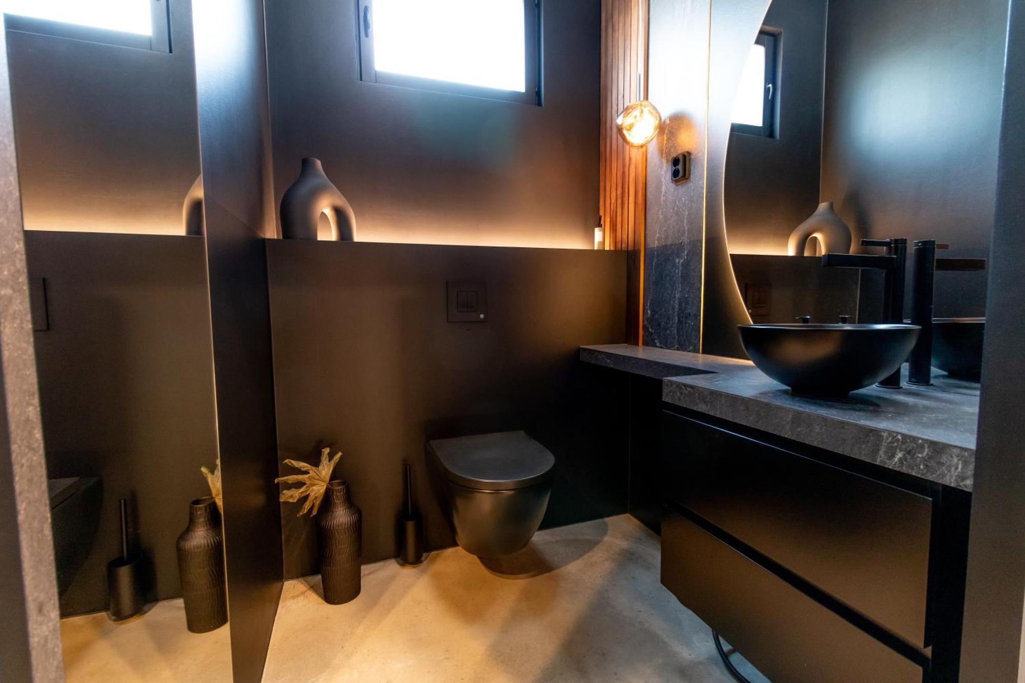 Villa Blackwood Soderkulla (Helsinki)