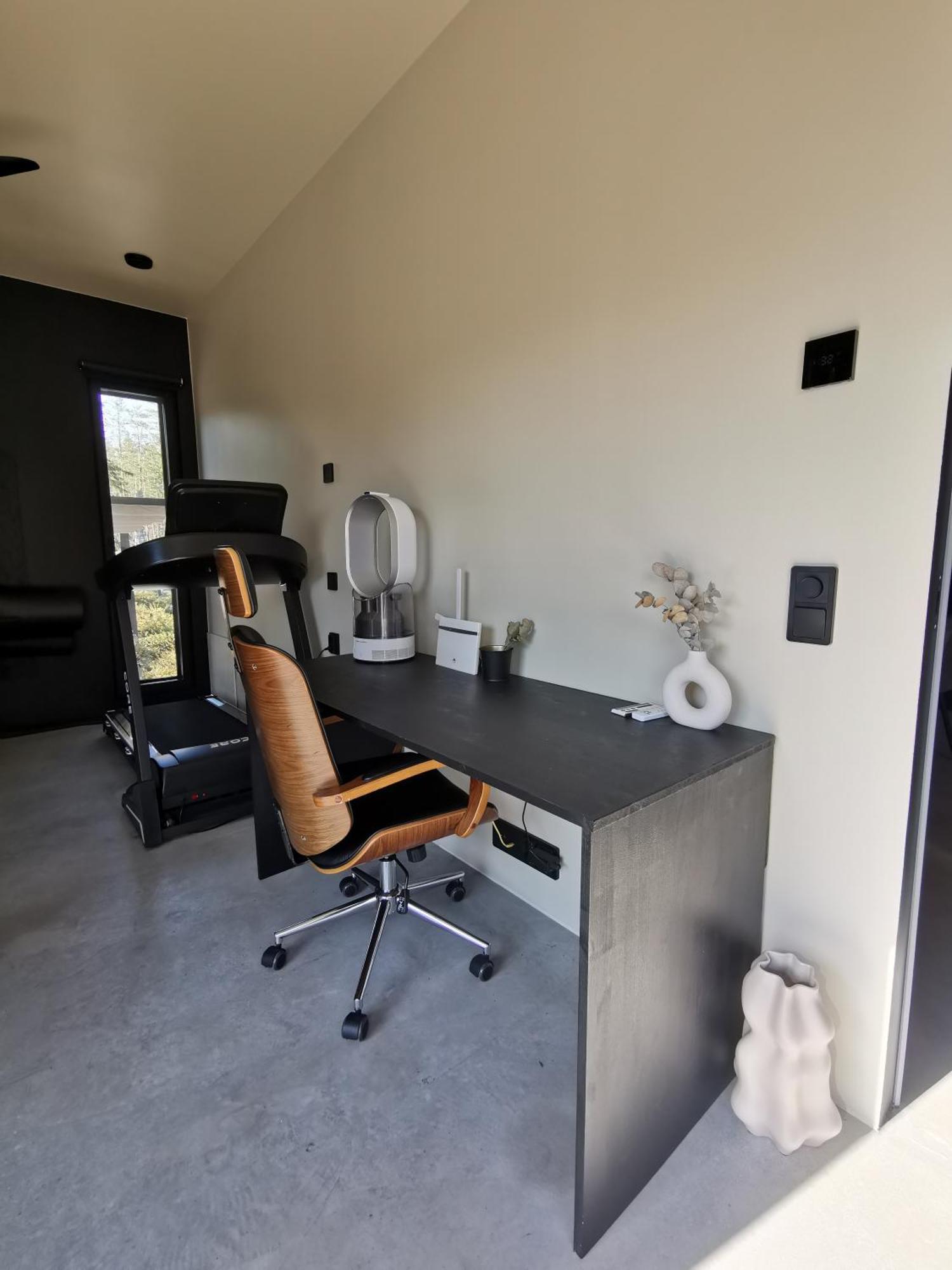 Blackwood Villa *
